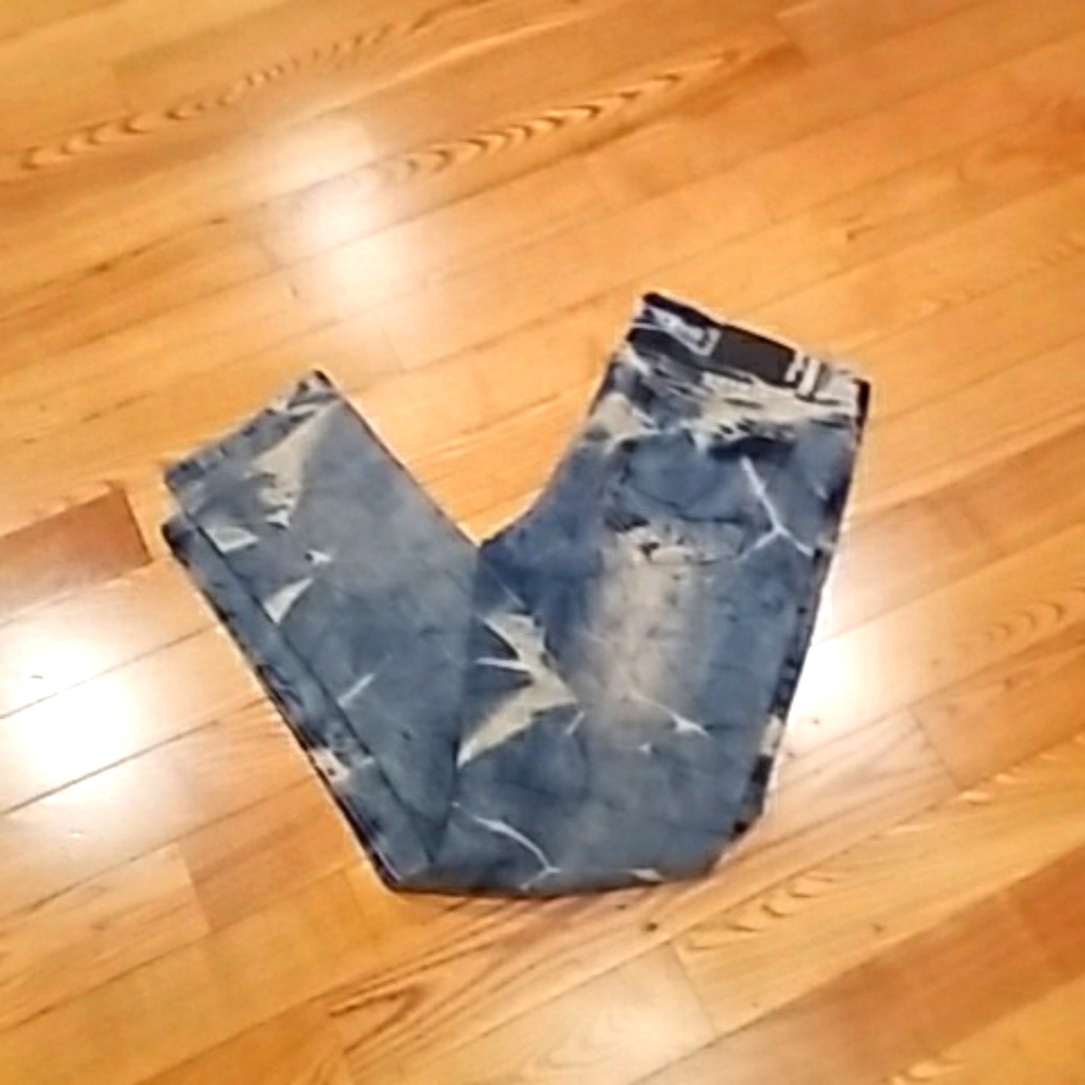BLACK KEYS SKINNY JEANS SIZE 36 X 32